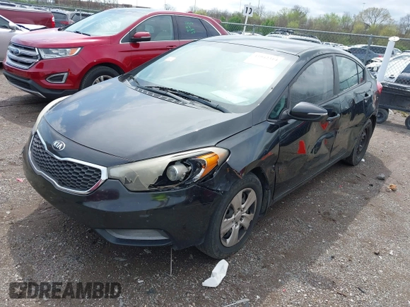 2015 Kia Forte LX with VIN KNAFX4A68F5392766, listed as a IAAI auction lot 41942314 with 229,927 mi miles. Bid and sale history available at carsss.com. Image 2.