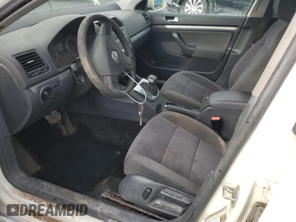 2007 Volkswagen Jetta z VIN 3VWRF31K87M001148, wystawiony jako Copart lot #86141414 z przebiegiem 301 105 mil mil oraz Czysty tytuł • Clean title. Historia ofert i sprzedaży dostępna na DreamBid. Obrazek 7.