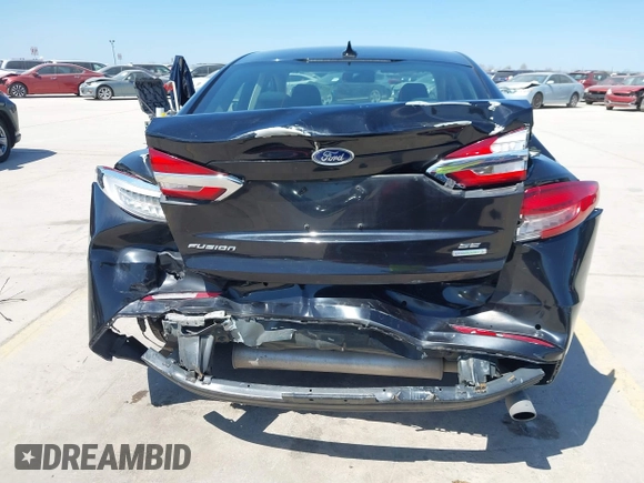 2020 Ford Fusion SE with VIN 3FA6P0HD9LR142841, listed as a IAAI auction lot 41743543 with 58,068 mi miles. Bid and sale history available at carsss.com. Image 17.