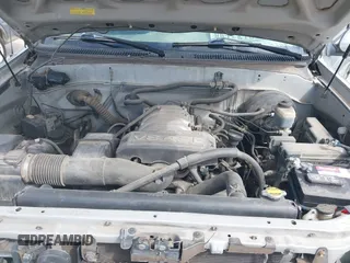2004 Toyota Tundra SR5 with VIN 5TBET34114S453461, listed as a IAAI auction lot 41764793 with 165,907 mi miles and . Bid and sale history available at carsss.com. Image 10.
