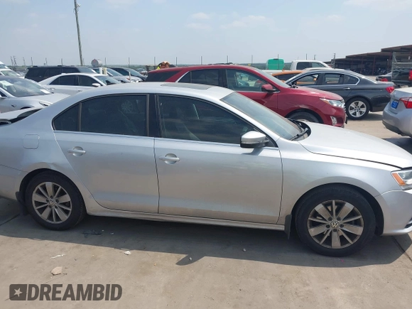2016 Volkswagen Jetta Sedan 1.4T SE with VIN 3VWD67AJXGM319278, listed as a IAAI auction lot 41954099 with 92,614 mi miles. Bid and sale history available at carsss.com. Image 13.