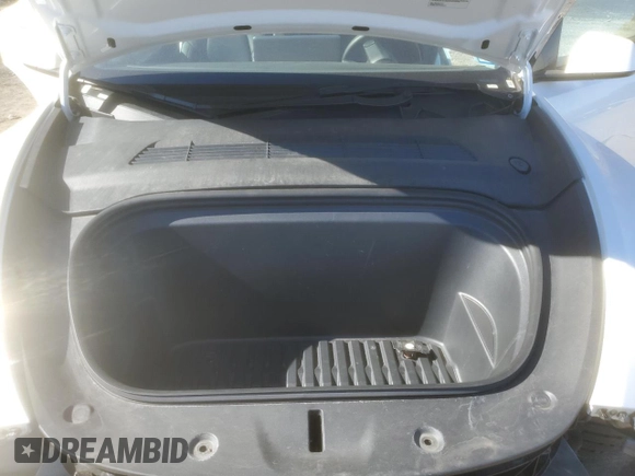 2022 Tesla Model Y Long Range with VIN 7SAYGDEE3NF385950, listed as a Copart auction lot 48481785 with 48,138 mi miles and Salvage Title. Bid and sale history available at carsss.com. Image 11.
