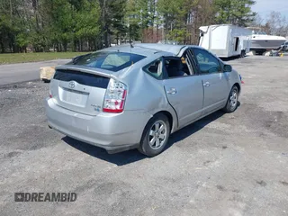 2007 Toyota Prius with VIN JTDKB20U777568765, listed as a IAAI auction lot 42029890 with 62,475 mi miles. Bid and sale history available at carsss.com. Image 4.