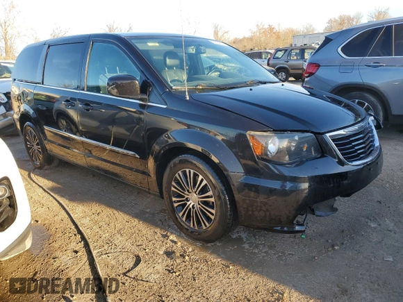 2014 Chrysler Town & Country S with VIN 2C4RC1HG7ER191693, listed as a Copart auction lot 75534013 with 136,231 mi miles and Salvage Title. Bid and sale history available at DreamBid. Image 4.