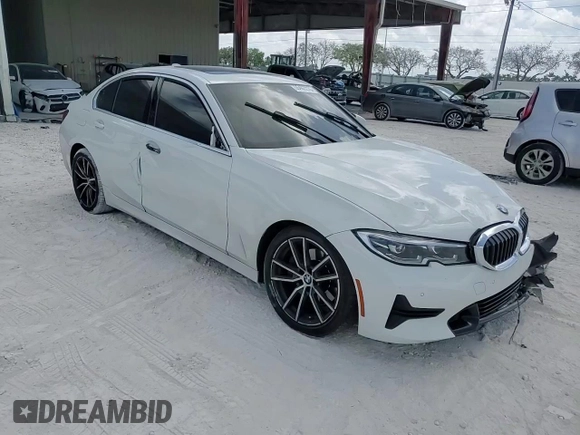 2022 BMW 3 Series 330i z VIN 3MW5R1J04N8C45622, wystawiony jako Copart lot #55467275 z przebiegiem 42 977 mil mil oraz Szkoda całkowita • Salvage title. Historia ofert i sprzedaży dostępna na DreamBid. Obrazek 13.