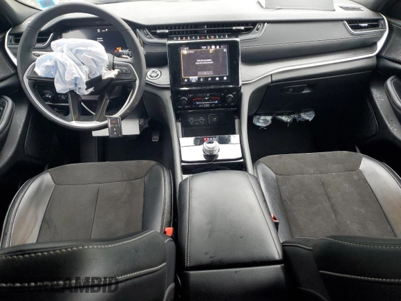 2023 Jeep Grand Cherokee Laredo with VIN 1C4RJKAG1P8825536, listed as a Copart auction lot 55740935 with 35,600 mi miles and Salvage title. Bid and sale history available at DreamBid. Image 8.