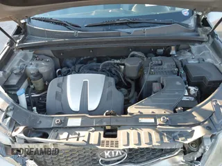 2011 Kia Sorento LX with VIN 5XYKT4A27BG125260, listed as a IAAI auction lot 41344634 with 139,393 mi miles. Bid and sale history available at carsss.com. Image 10.