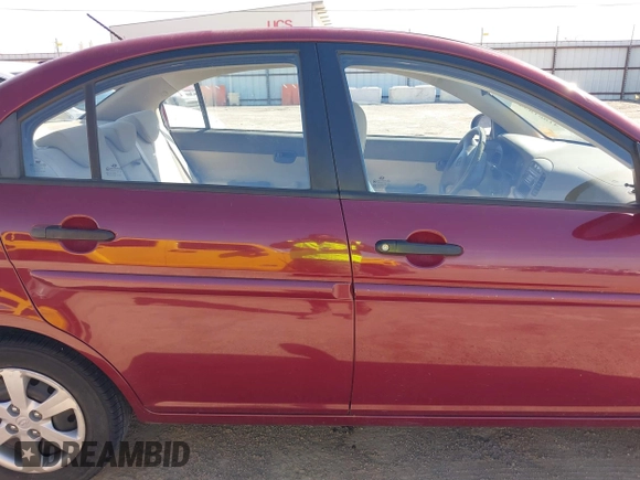 2009 Hyundai Accent Auto GLS with VIN KMHCN46C79U367311, listed as a IAAI auction lot 41861834 with 165,937 mi miles. Bid and sale history available at carsss.com. Image 13.