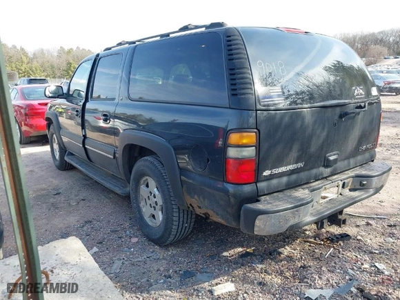 2004 Chevrolet Suburban LT with VIN 1GNFK16Z94J122458, listed as a IAAI auction lot 41889018 with NaN miles. Bid and sale history available at carsss.com. Image 3.