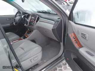 2007 Toyota Highlander w/3rd Row with VIN JTEEP21AX70212026, listed as a IAAI auction lot 41246120 with 196,319 mi miles. Bid and sale history available at carsss.com. Image 5.