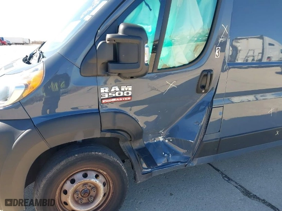 2021 Ram ProMaster Cargo Van with VIN 3C6FRVJG4ME500966, listed as a IAAI auction lot 38705972 with 1 mi miles. Bid and sale history available at carsss.com. Image 6.