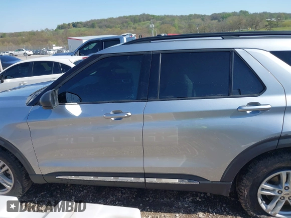 2020 Ford Explorer XLT z VIN 1FMSK7DH2LGA88858, wystawiony jako IAAI lot #41984871 z przebiegiem 79 222 mil mil oraz . Historia ofert i sprzedaży dostępna na DreamBid. Obrazek 14.
