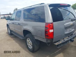 2007 Chevrolet Suburban LT z VIN 1GNFK163X7J289542, wystawiony jako IAAI lot #42054920 z przebiegiem 146 702 mil mil oraz . Historia ofert i sprzedaży dostępna na DreamBid. Obrazek 3.