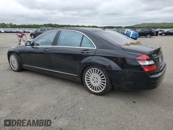 2007 Mercedes-Benz S 550 z VIN WDDNG86X67A131688, wystawiony jako Copart lot #57993685 z przebiegiem 143 631 mil mil oraz Czysty tytuł • Clean title. Historia ofert i sprzedaży dostępna na DreamBid. Obrazek 2.