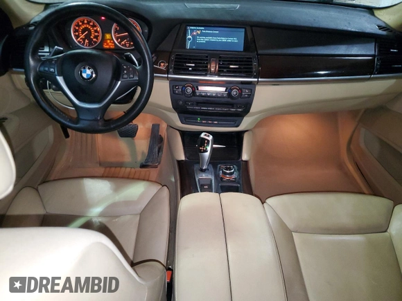 2013 BMW X6 xDrive35i z VIN 5UXFG2C56DL786186, wystawiony jako Copart lot #52513645 z przebiegiem 144 452 mil mil oraz Czysty tytuł • Clean title. Historia ofert i sprzedaży dostępna na DreamBid. Obrazek 8.