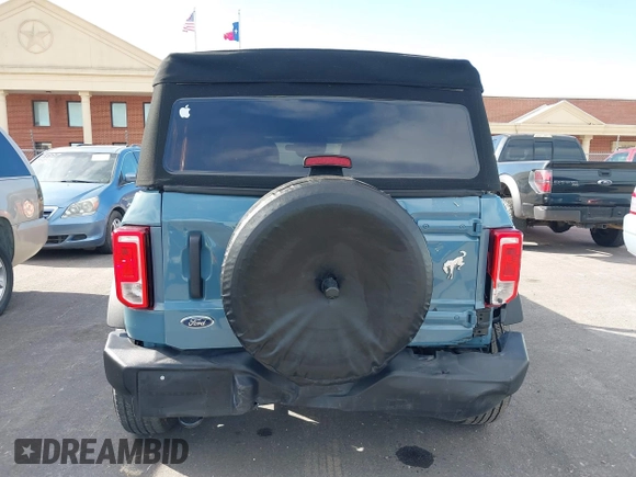2023 Ford Bronco с VIN 1FMDE5BH2PLA98570, выставлен на аукционе IAAI как лот 42322165 с пробегом 10 266 миль миль и . История ставок и продаж доступна на DreamBid. Изображение 6.