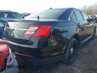 2016 Ford Police Interceptor with VIN 1FAHP2MKXGG136620, listed as a IAAI auction lot 41614416 with 106,149 mi miles and . Bid and sale history available at DreamBid. Image 4.