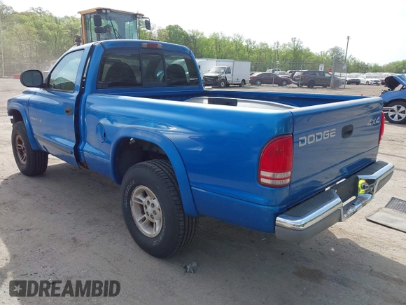 1999 Dodge Dakota z VIN 1B7GG26X3XS142920, wystawiony jako IAAI lot #42116843 z przebiegiem 300 139 mil mil oraz . Historia ofert i sprzedaży dostępna na DreamBid. Obrazek 3.