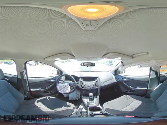 2018 Ford Focus SE z VIN 1FADP3F20JL257320, wystawiony jako Copart lot #55956435 z przebiegiem 26 919 mil mil oraz Szkoda całkowita • Salvage title. Historia ofert i sprzedaży dostępna na DreamBid. Obrazek 14.