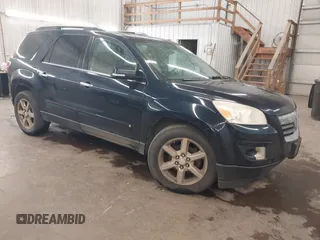2007 Saturn Outlook XR z VIN 5GZER33777J133539, wystawiony jako IAAI lot #42303720 z przebiegiem 239 234 mil mil oraz . Historia ofert i sprzedaży dostępna na DreamBid. Obrazek 1.