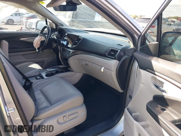 2022 Honda Pilot Special Edition with VIN 5FNYF5H24NB029479, listed as a IAAI auction lot 41504673 with Not Provided miles and . Bid and sale history available at carsss.com. Image 5.