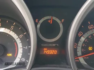 2011 Scion tC z VIN JTKJF5C75B3010638, wystawiony jako IAAI lot #42127293 z przebiegiem 149 320 mil mil oraz . Historia ofert i sprzedaży dostępna na DreamBid. Obrazek 16.