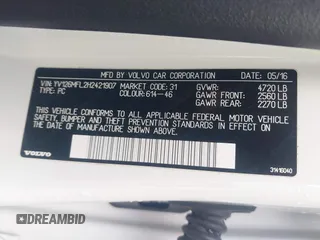 2017 Volvo S60 Dynamic with VIN YV126MFL2H2421907, listed as a IAAI auction lot 41737301 with 87,239 mi miles. Bid and sale history available at carsss.com. Image 9.