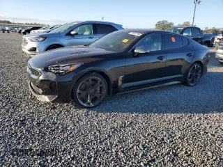 2019 Kia Stinger GT1 with VIN KNAE45LCXK6051385, listed as a Copart auction lot 76497764 with 78,129 mi miles and Non Repairable. Bid and sale history available at carsss.com. Image 1.