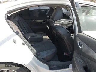 2017 Infiniti Q50 3.0t Premium with VIN JN1EV7AR3HM841394, listed as a IAAI auction lot 40635548 with 73,047 mi miles. Bid and sale history available at carsss.com. Image 8.