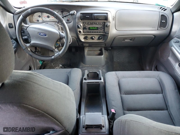 2001 Ford Explorer Sport Trac with VIN 1FMZU77E81UA92440, listed as a Copart auction lot 85154934 with 303,555 mi miles and Clean Title. Bid and sale history available at carsss.com. Image 8.