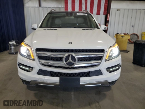 2016 Mercedes-Benz GL with VIN 4JGDF6EE2GA677199, listed as a Copart auction lot 72942304 with 118,244 mi miles and Salvage Title. Bid and sale history available at carsss.com. Image 5.