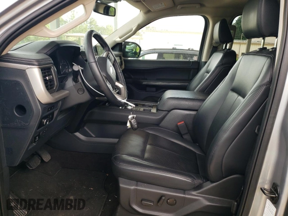 2022 Ford Expedition XLT with VIN 1FMJU1HT0NEA67698, listed as a Copart auction lot 54752634 with 21,827 mi miles and Clean Title. Bid and sale history available at carsss.com. Image 7.