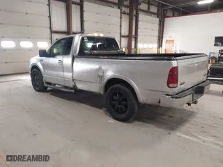 2005 Ford F-150 XL with VIN 1FTRF12W15NA18935, listed as a IAAI auction lot 41942570 with 152,708 mi miles. Bid and sale history available at carsss.com. Image 3.