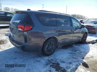 2020 Chrysler Pacifica Launch Edition z VIN 2C4RC3BG4LR270899, wystawiony jako Copart lot #45715205 z przebiegiem 71 409 mil mil oraz Nie do naprawy. Historia ofert i sprzedaży dostępna na DreamBid. Obrazek 3.