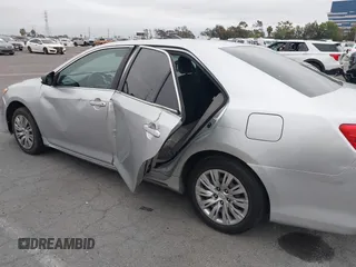 2012 Toyota Camry L z VIN 4T4BF1FK4CR244304, wystawiony jako IAAI lot #42157209 z przebiegiem 200 851 mil mil oraz . Historia ofert i sprzedaży dostępna na DreamBid. Obrazek 6.