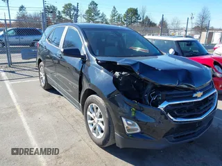 2020 Chevrolet Equinox LS z VIN 2GNAXHEV4L6151980, wystawiony jako IAAI lot #41274204 z przebiegiem 110 417 mil mil oraz . Historia ofert i sprzedaży dostępna na DreamBid. Obrazek 1.