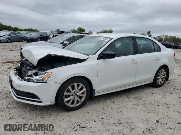 2015 Volkswagen Jetta SE z VIN 3VWD17AJ8FM212937, wystawiony jako Copart lot #56936995 z przebiegiem 99 158 mil mil oraz Czysty tytuł • Clean title. Historia ofert i sprzedaży dostępna na DreamBid. Obrazek 1.