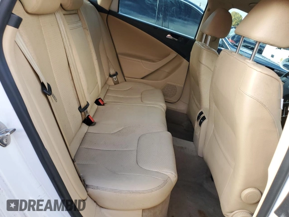 2008 Volkswagen Passat Komfort with VIN WVWLK73C28E121987, listed as a Copart auction lot 78504164 with 158,147 mi miles and Salvage title. Bid and sale history available at DreamBid. Image 10.