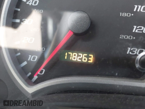 2005 Chevrolet Equinox LS with VIN 2CNDL23F556194443, listed as a IAAI auction lot 41892253 with 178,263 mi miles. Bid and sale history available at carsss.com. Image 15.