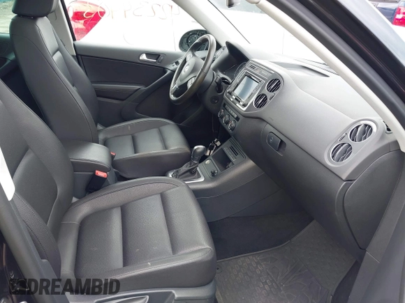 2016 Volkswagen Tiguan S с VIN WVGBV7AXXGW546743, выставлен на аукционе IAAI как лот 42234403 с пробегом 43 344 миль миль и . История ставок и продаж доступна на DreamBid. Изображение 5.
