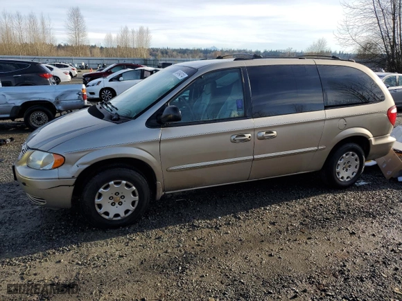 2002 Chrysler Town & Country LX with VIN 2C4GP44352R755546, listed as a Copart auction lot 83494014 with 210,781 mi miles and Salvage Title. Bid and sale history available at carsss.com. Image 1.
