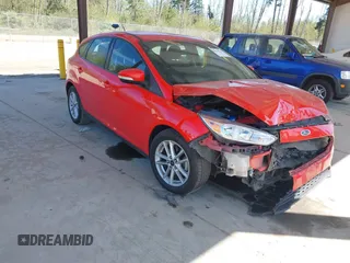 2015 Ford Focus SE with VIN 1FADP3K25FL294442, listed as a IAAI auction lot 42078572 with 127,523 mi miles. Bid and sale history available at carsss.com. Image 1.