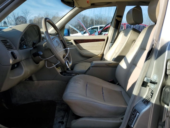1998 Mercedes-Benz C 230/260/280/320 with VIN WDBHA23G1WA526305, listed as a Copart auction lot 85232184 with Not Provided miles and Clean Title. Bid and sale history available at carsss.com. Image 7.