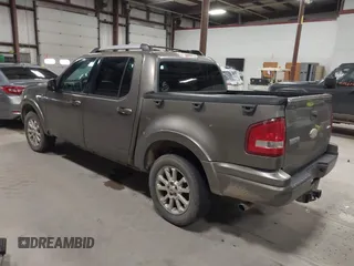 2007 Ford Explorer Sport Trac Limited z VIN 1FMEU53887UA02747, wystawiony jako IAAI lot #41891677 z przebiegiem 205 308 mil mil oraz . Historia ofert i sprzedaży dostępna na DreamBid. Obrazek 3.