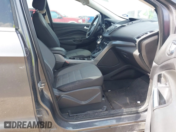 2013 Ford Escape SE with VIN 1FMCU0GX4DUD68468, listed as a IAAI auction lot 42715806 with 95,236 mi miles and . Bid and sale history available at DreamBid. Image 5.