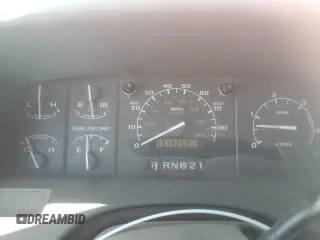 1994 Ford F-350 with VIN 1FTJW36K7REA33204, listed as a Copart auction lot 60685305 with 131,425 mi miles and Clean title. Bid and sale history available at DreamBid. Image 9.