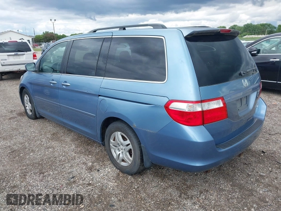 2005 Honda Odyssey EX-L z VIN 5FNRL38755B126414, wystawiony jako IAAI lot #42327946 z przebiegiem 340 043 mil mil oraz . Historia ofert i sprzedaży dostępna na DreamBid. Obrazek 3.