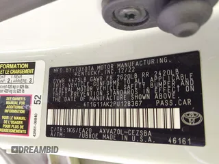2023 Toyota Camry SE z VIN 4T1G11AK2PU128367, wystawiony jako IAAI lot #41699516 z przebiegiem 27 270 mil mil oraz . Historia ofert i sprzedaży dostępna na DreamBid. Obrazek 9.