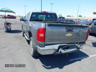 2013 Chevrolet Silverado 1500 LT with VIN 1GCRCSE07DZ139028, listed as a IAAI auction lot 42153434 with 89,181 mi miles and . Bid and sale history available at DreamBid. Image 3.