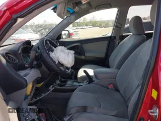 2011 Toyota RAV4 with VIN 2T3ZF4DV5BW072359, listed as a IAAI auction lot 42078167 with Not Provided miles and . Bid and sale history available at DreamBid. Image 5.